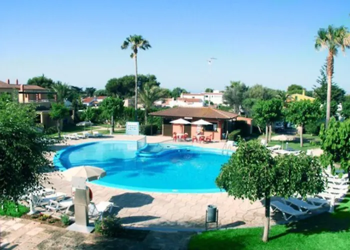 מלון Ses Anneres קאלה אן בלאנס